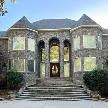 Why spring is the best time to pressure wash your home in daphne al