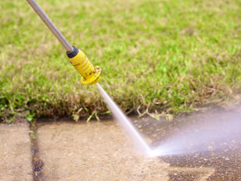 commercial pressure washing services